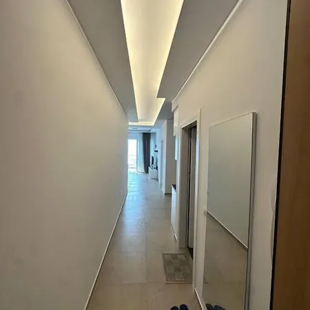 Hera Luxury * Sarande